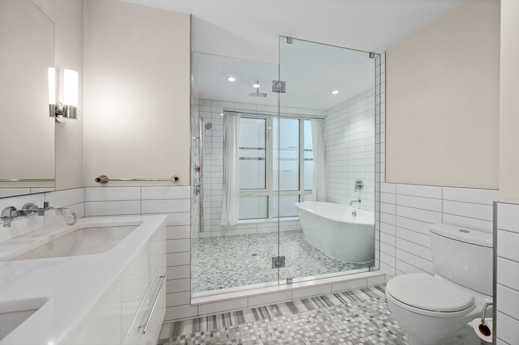 110 Broad Street # 901