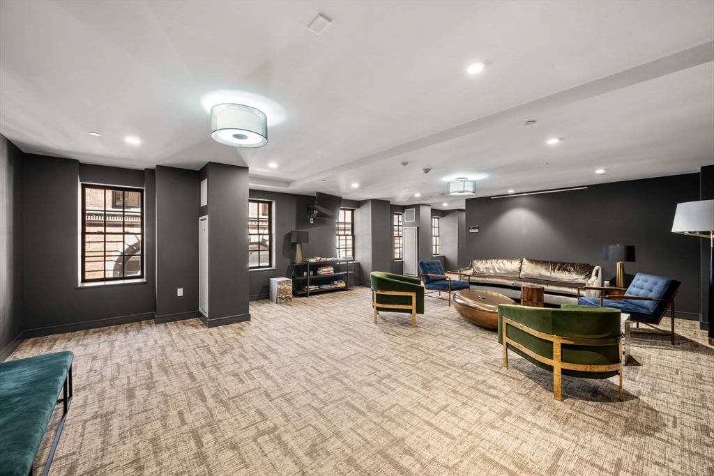 110 Broad Street # 901