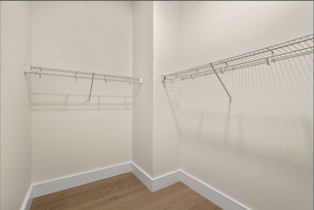 301 Border St. # 402