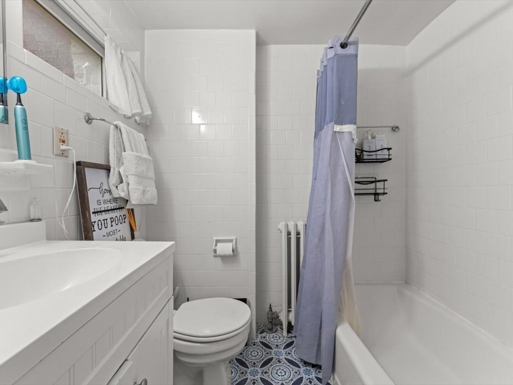 11 Myrtle St # 2