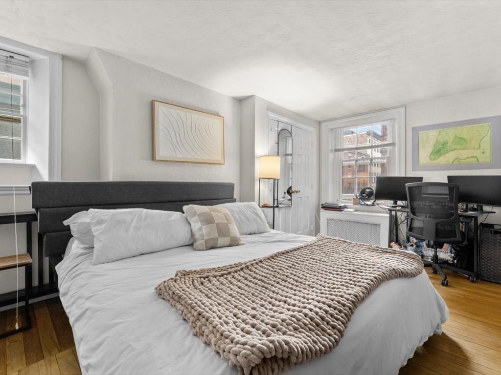 11 Myrtle St # 2