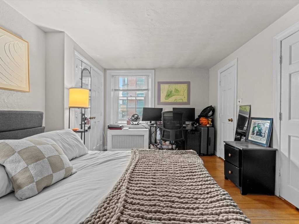 11 Myrtle St # 2