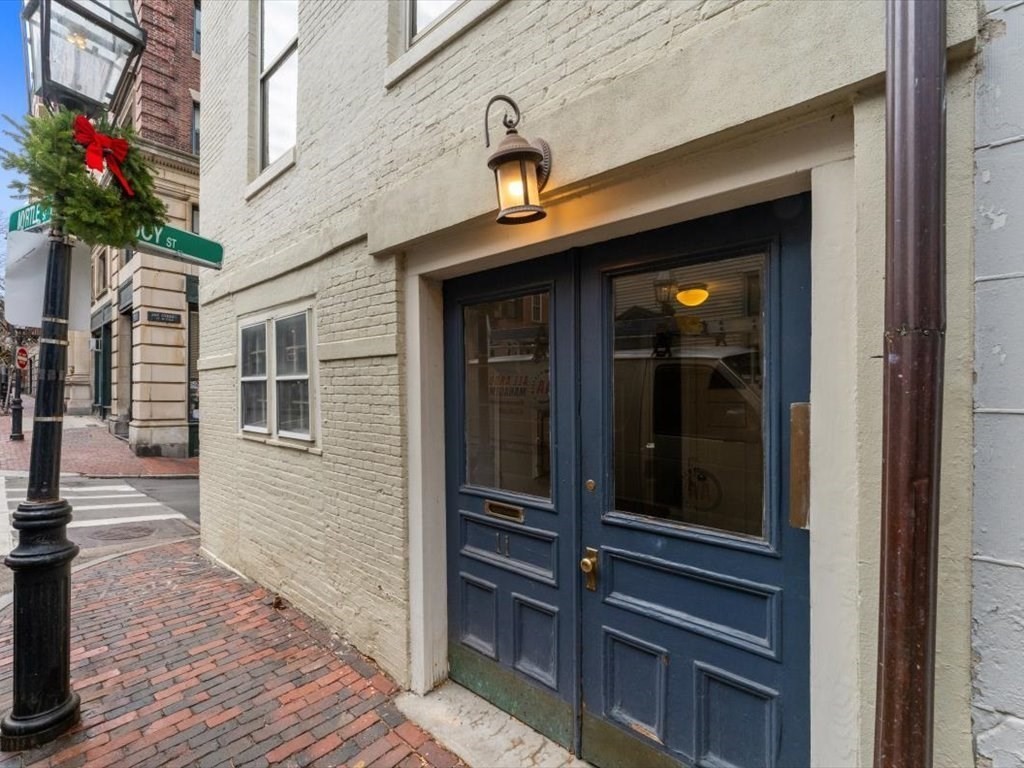 11 Myrtle St # 2
