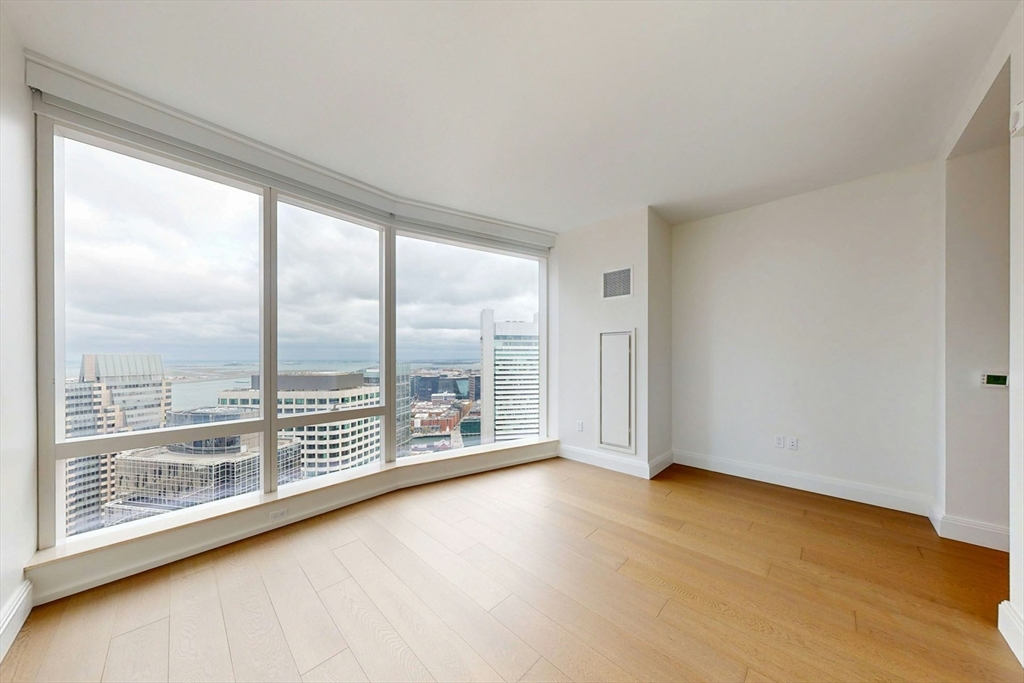 240 Devonshire St # 4008