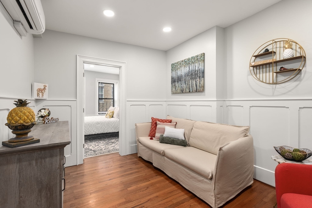 165 Salem Street # 4