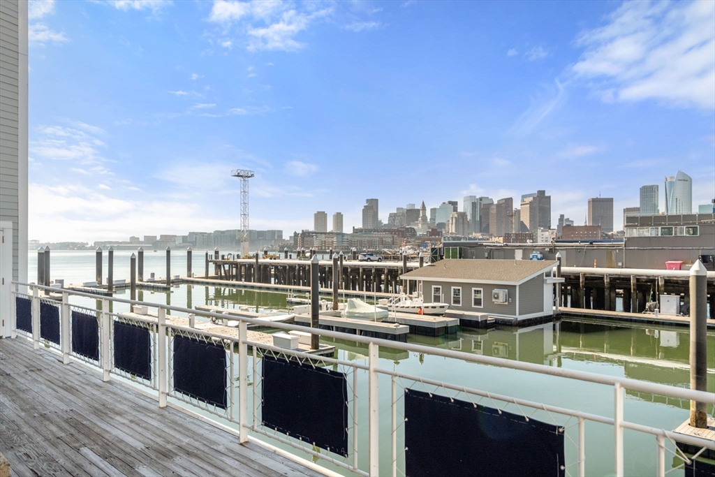 30 Constellation Wharf # 30