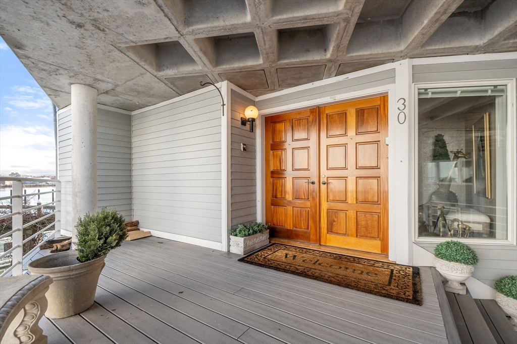 30 Constellation Wharf # 30