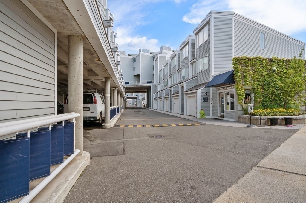 30 Constellation Wharf # 30