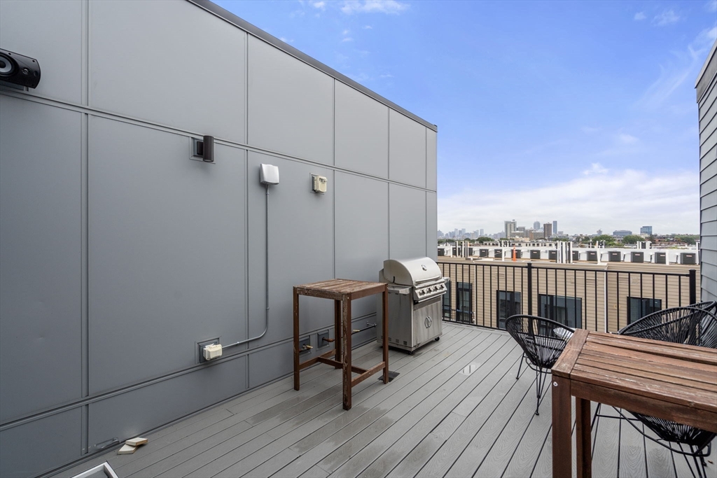 30 Penniman # 01 Unit: 2-01