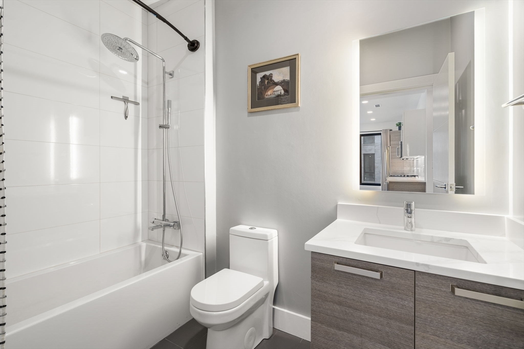 30 Penniman # 01 Unit: 2-01