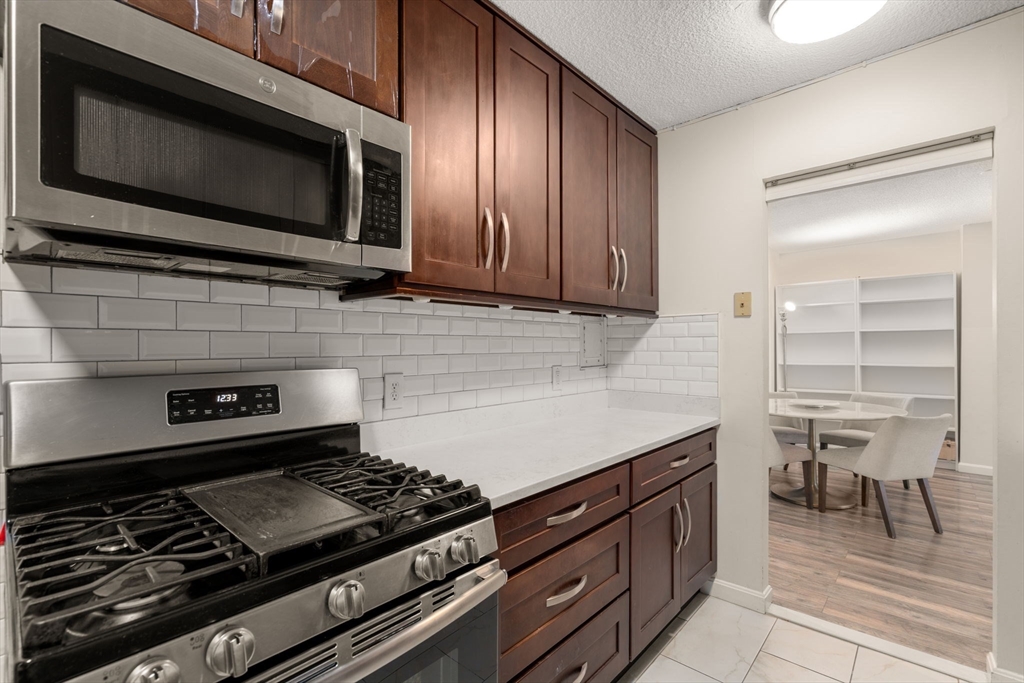 33 Pond Street # 919