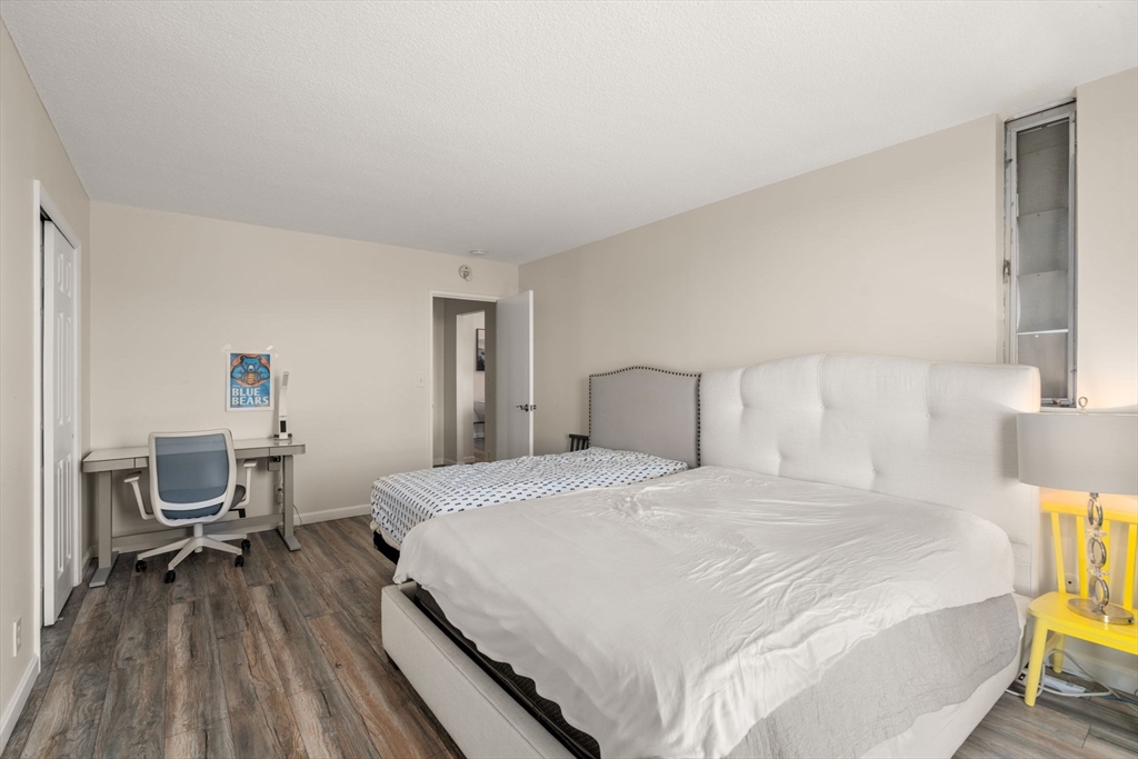 33 Pond Street # 919