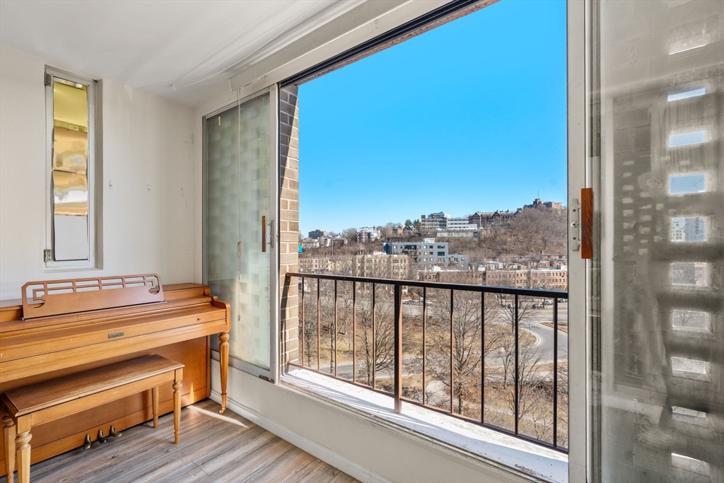 33 Pond Street # 919