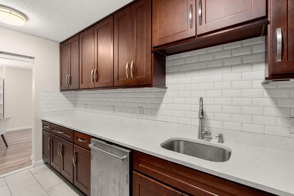 33 Pond Street # 919