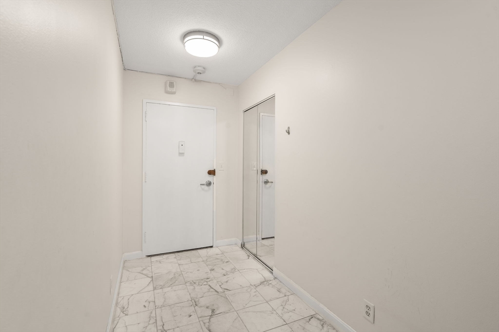 33 Pond Street # 919