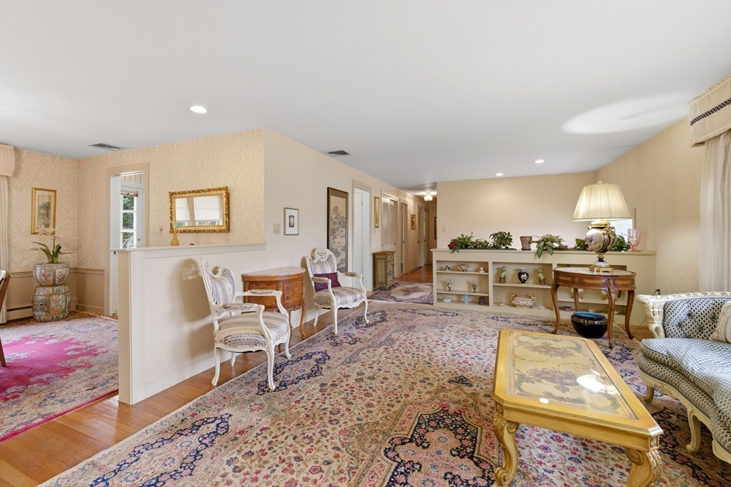 18 Baskin Road