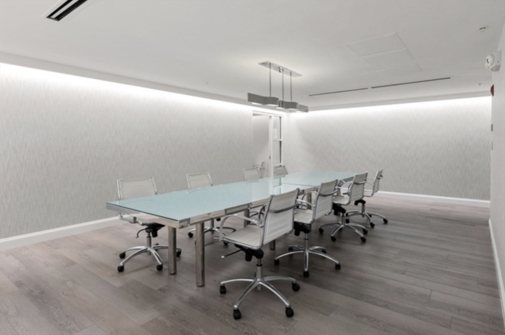 42 Eighth St # 2514
