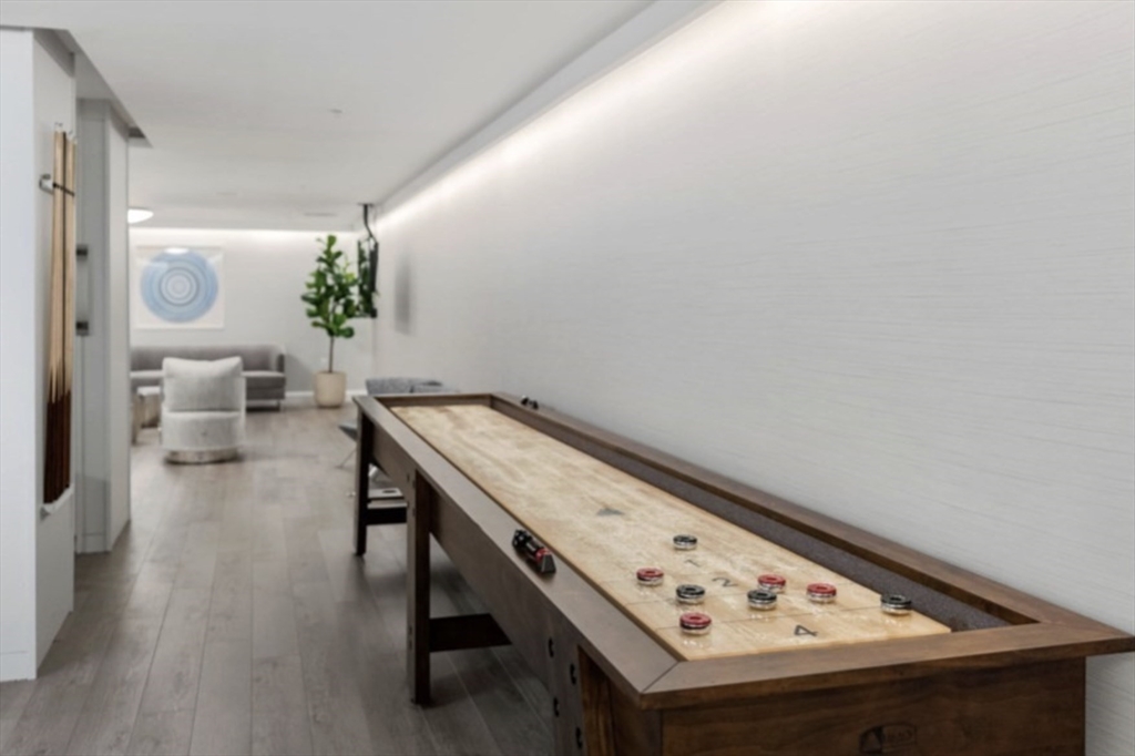 42 Eighth St # 2514