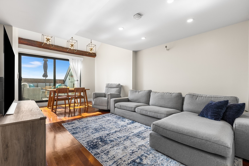 42 Eighth St # 2514