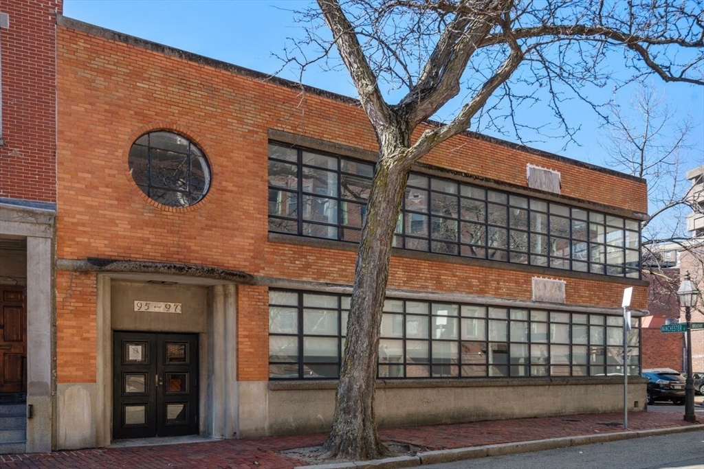 95-97 Broadway St