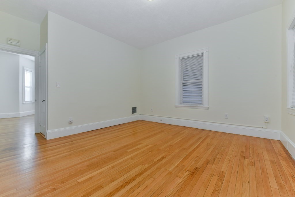 458 E 7th # 1
