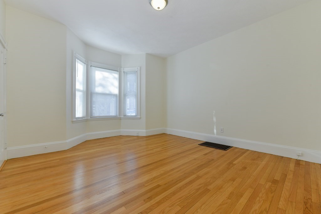 458 E 7th # 1
