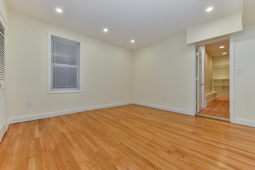 458 E 7th # 1