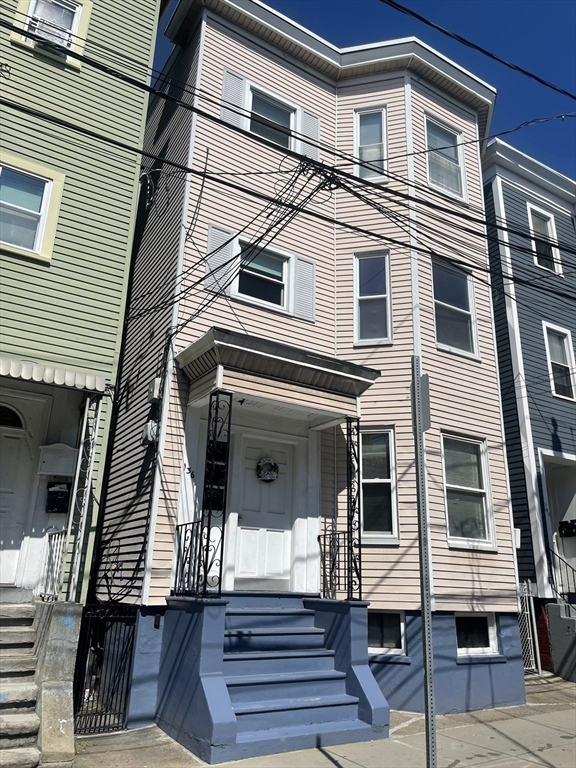 136 Saratoga St # 2