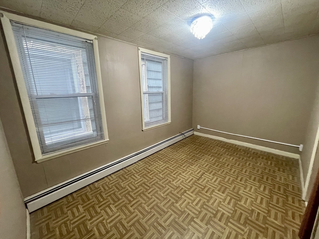 136 Saratoga St # 2