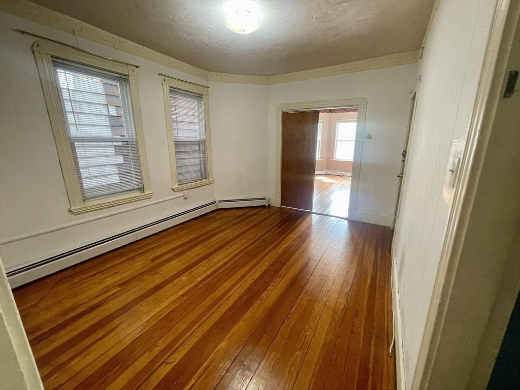 136 Saratoga St # 2
