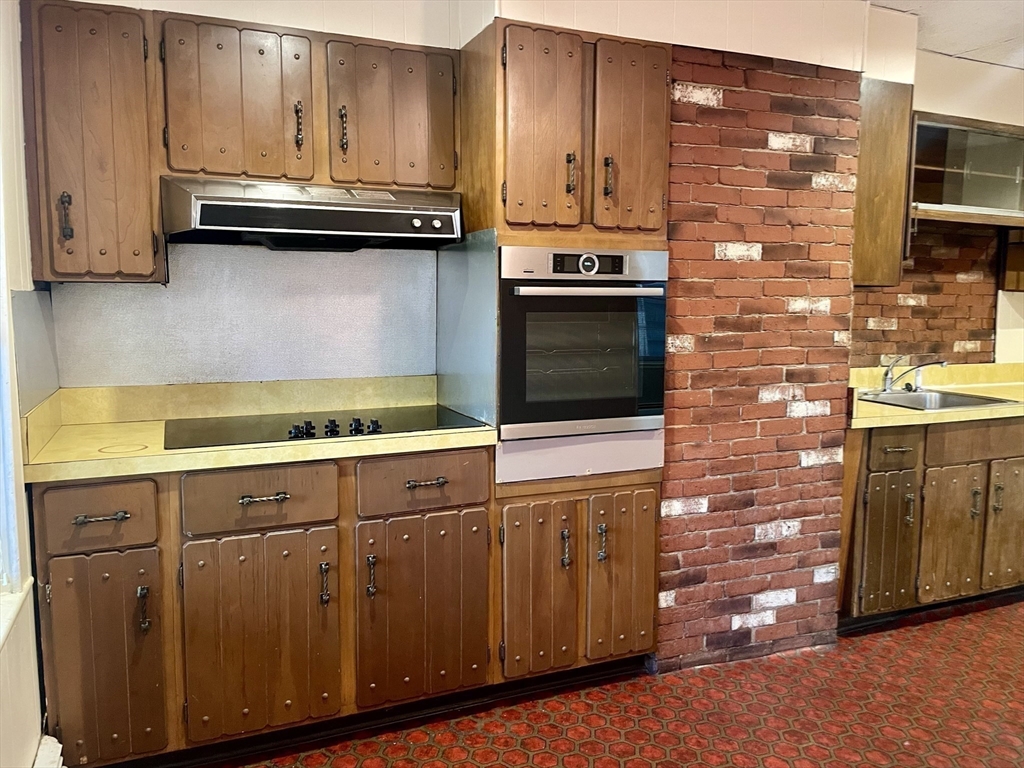 136 Saratoga St # 2