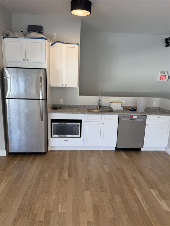 586 Pleasant # 8
