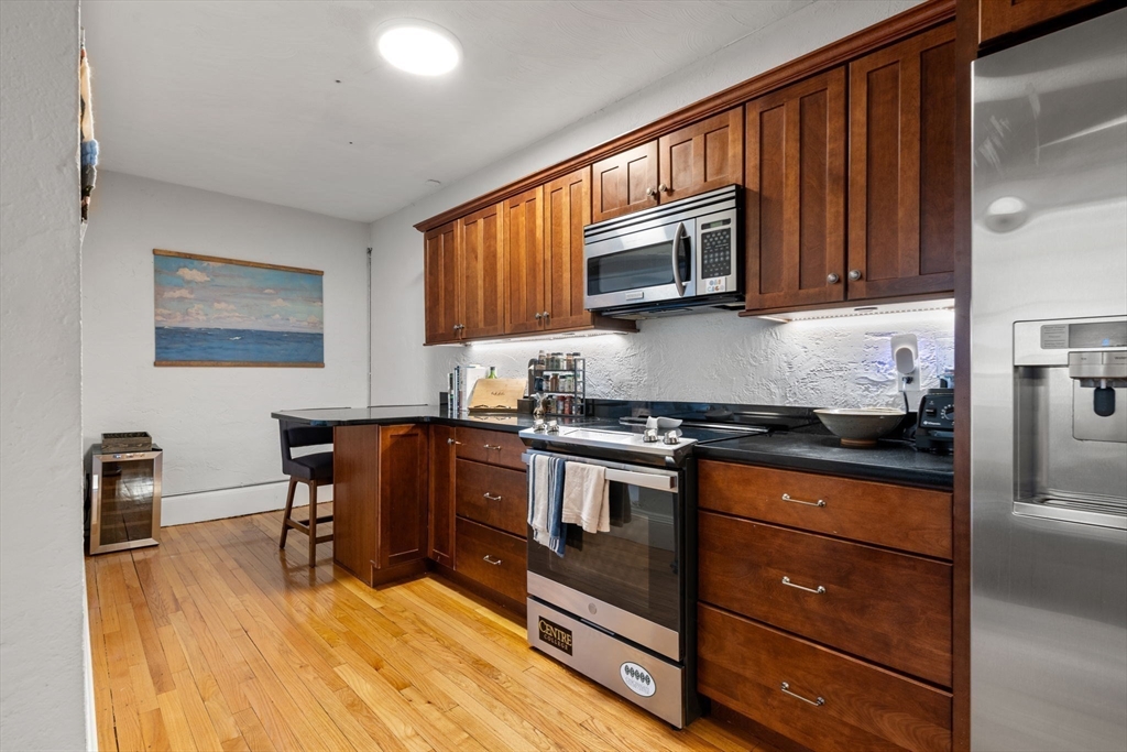 63 Maverick Square # 5