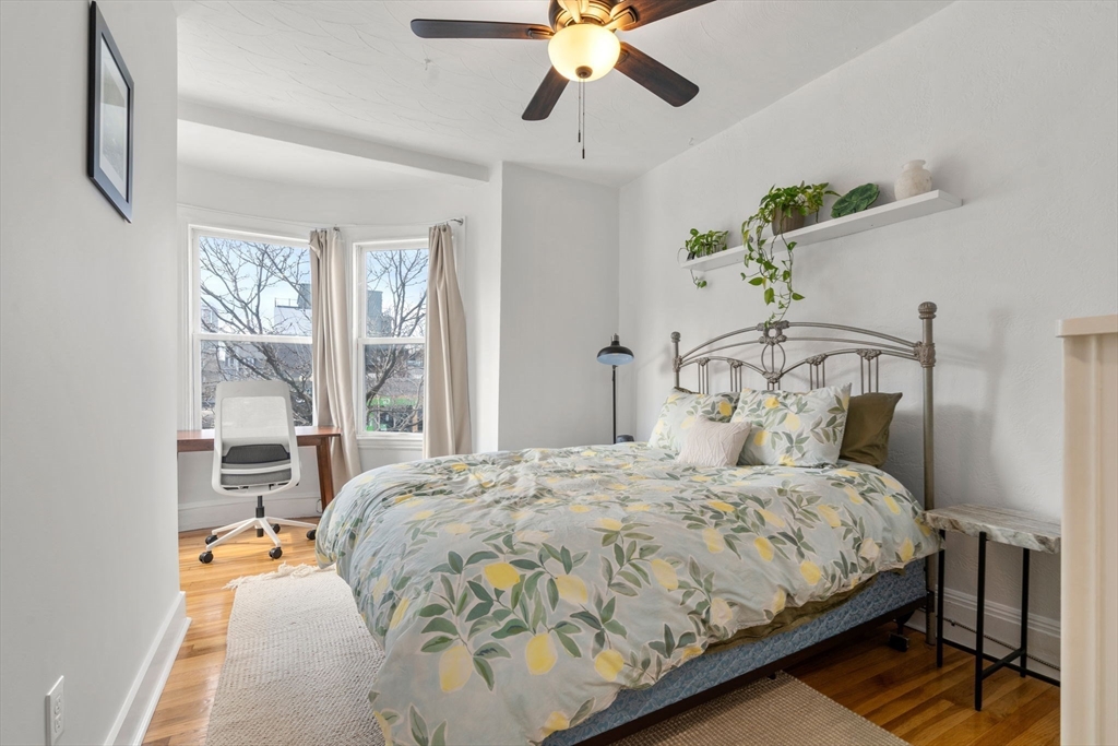 63 Maverick Square # 5