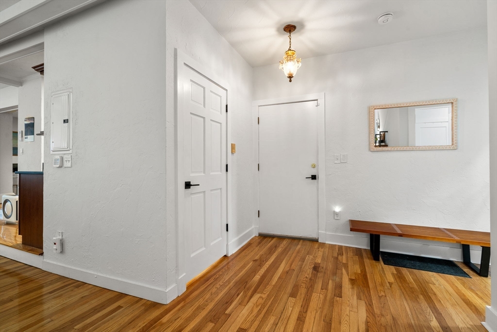 63 Maverick Square # 5