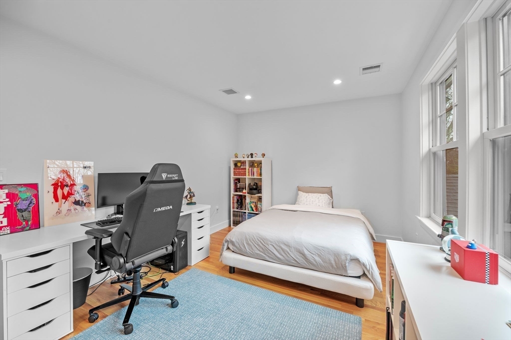 28 Tyler Rd