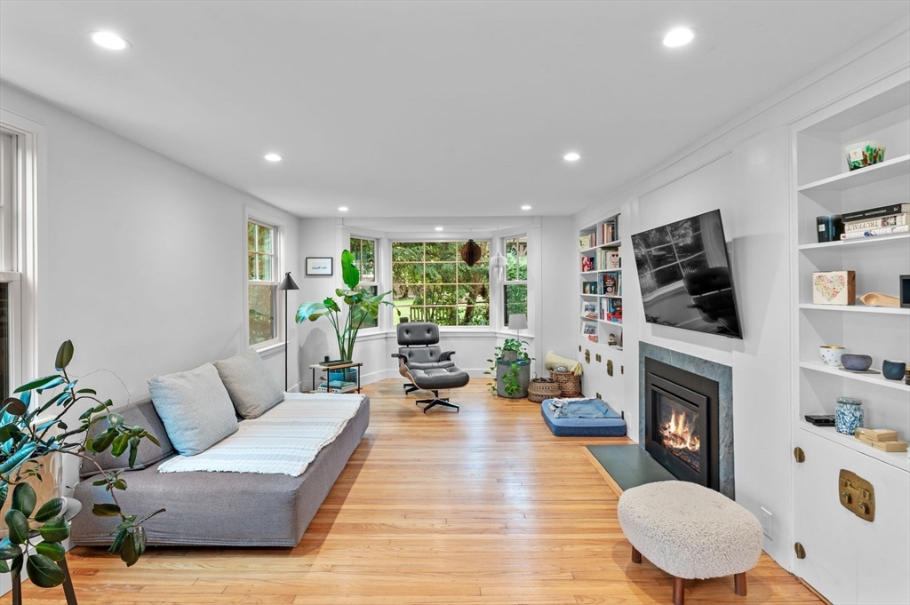 28 Tyler Rd