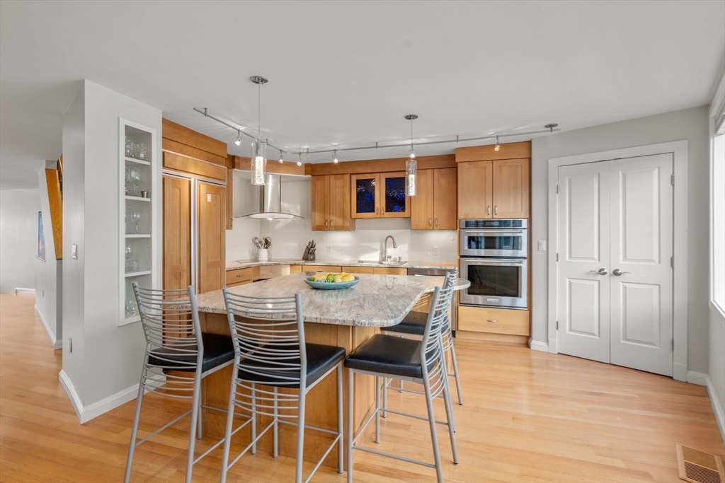 11 Constellation Wharf # 11