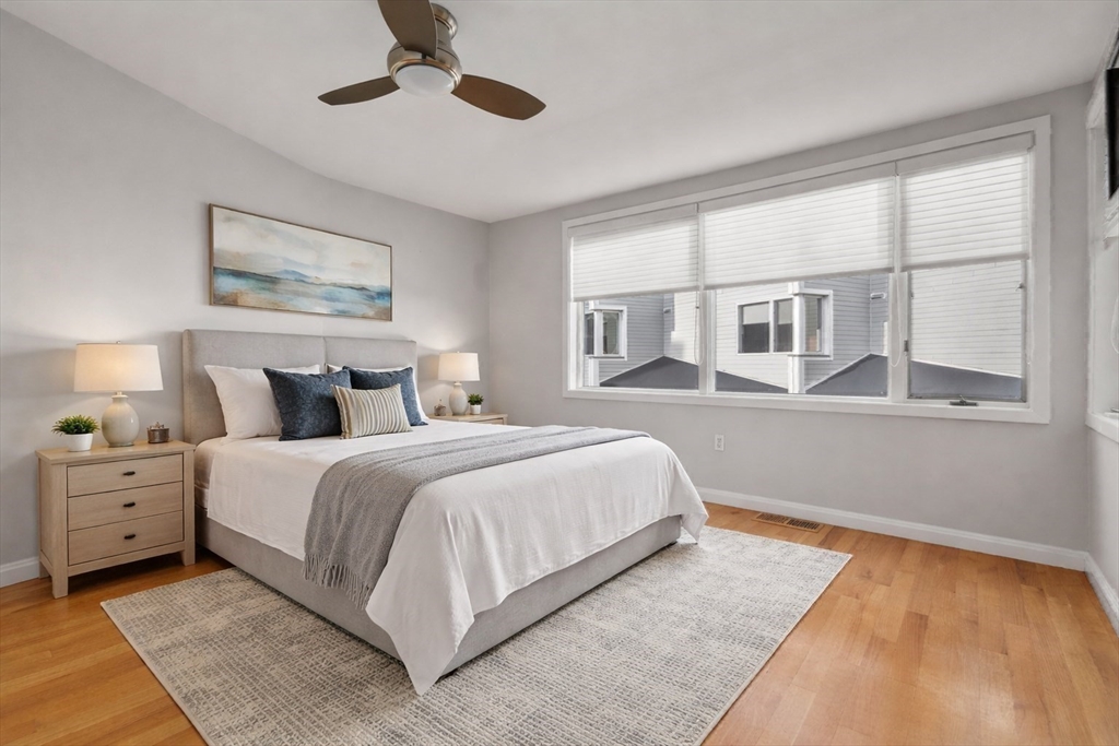 11 Constellation Wharf # 11