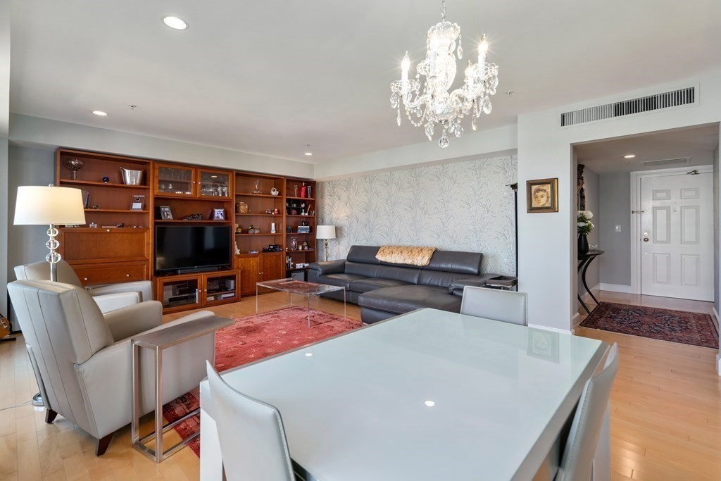 197 Eighth Street # 705