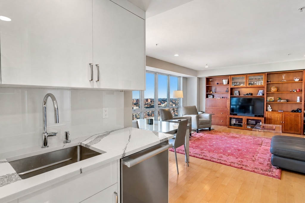 197 Eighth Street # 705