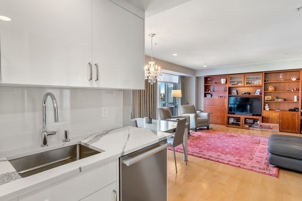 197 Eighth Street # 705