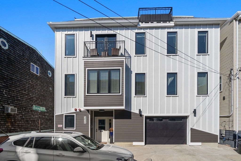 254 Everett St. # 3