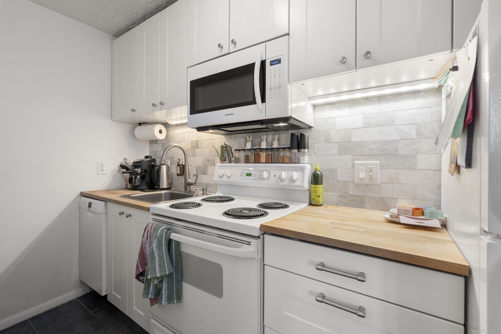 328 Commercial Street # 53