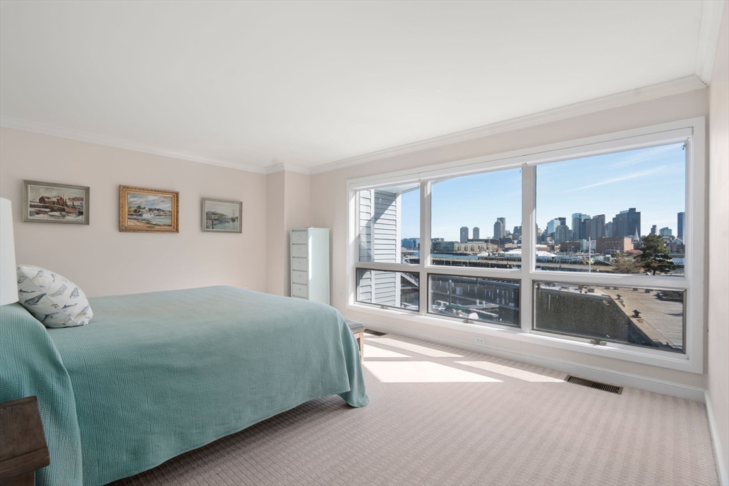65 Constellation Wharf # 65