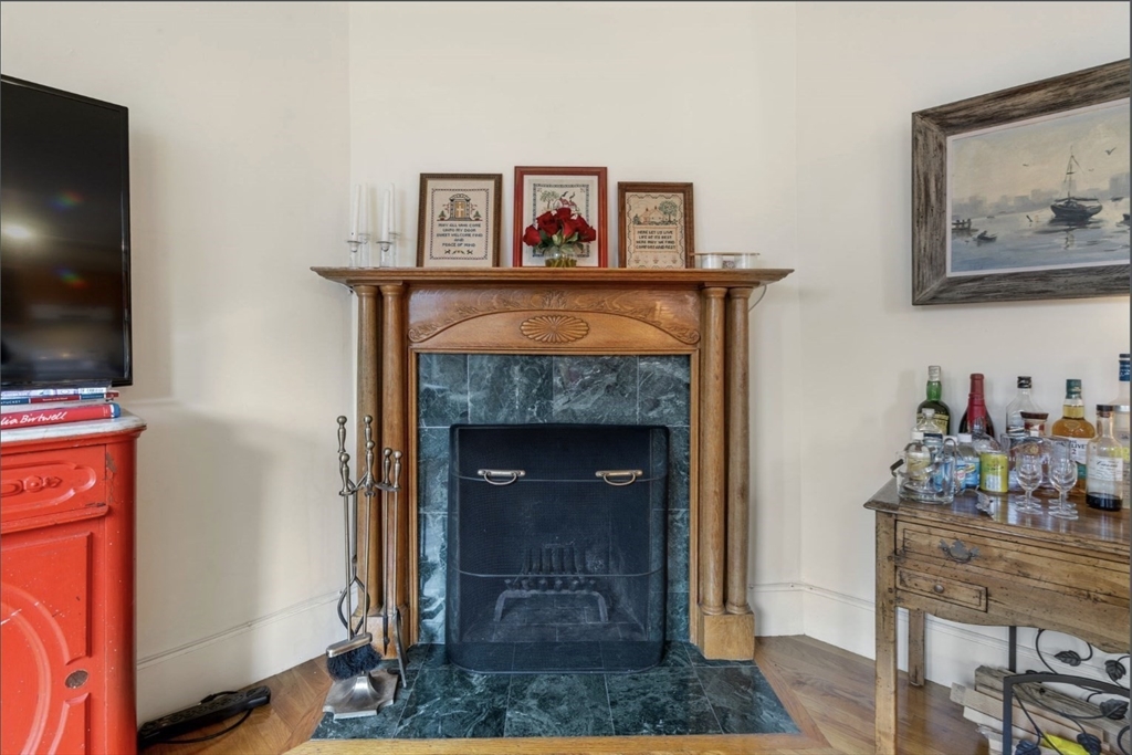 199 Marlborough St. # 303