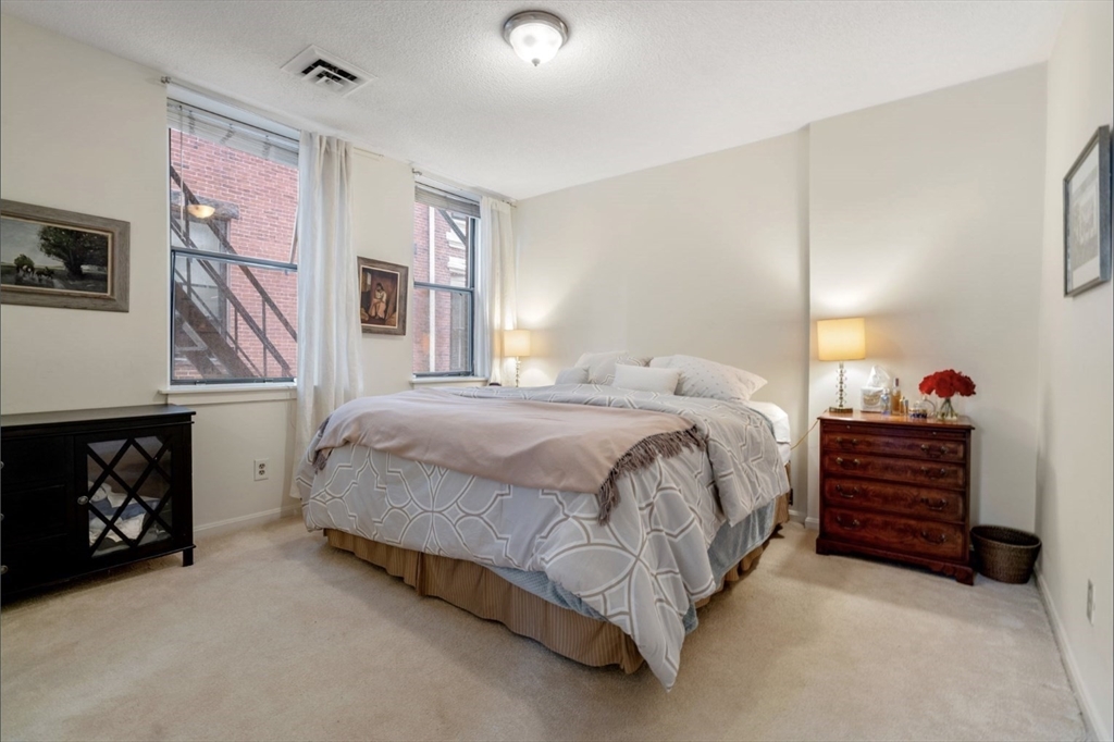 199 Marlborough St. # 303