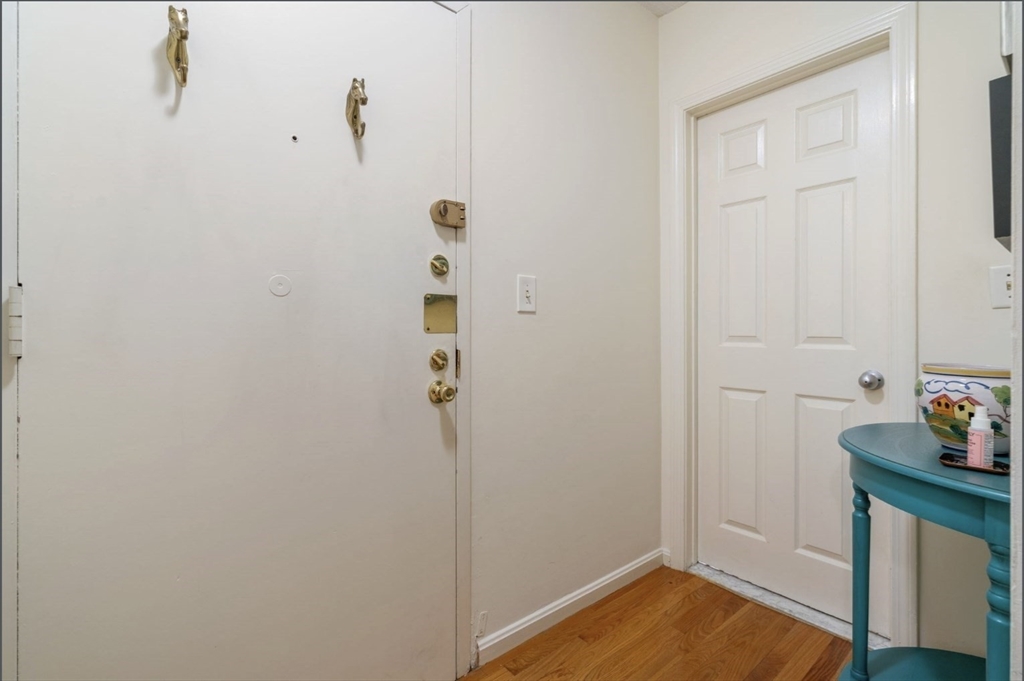 199 Marlborough St. # 303