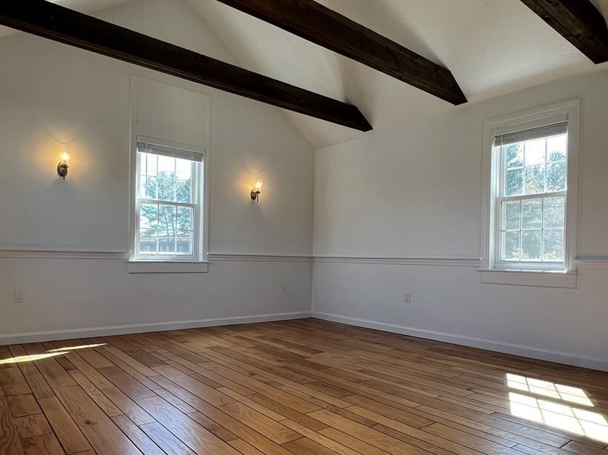 292 Great Rd # 2