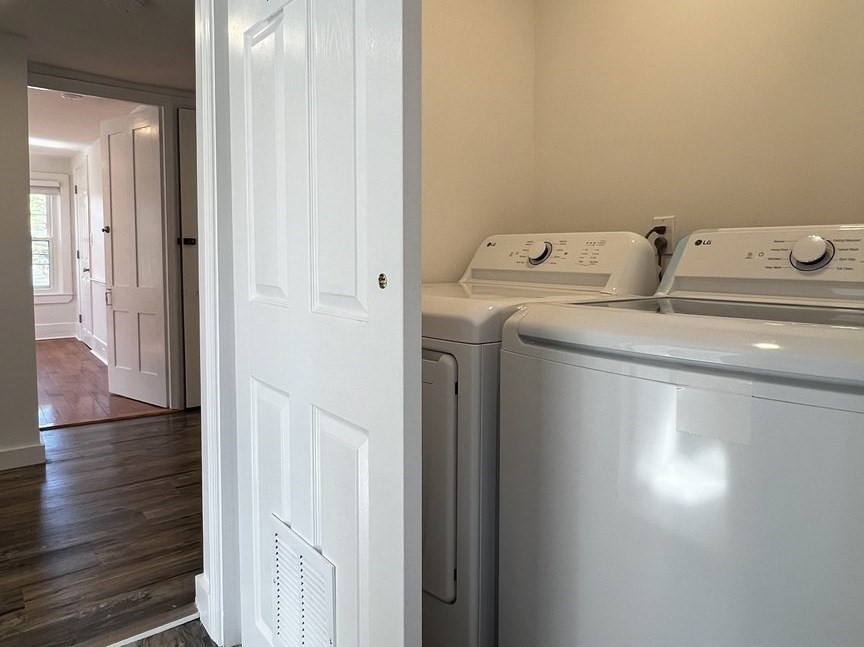 292 Great Rd # 2